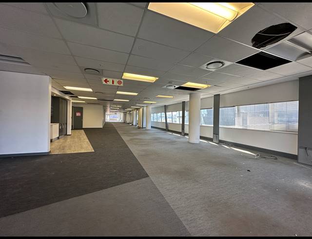 1,368M² OFFICE TO LET IN SANDTON CENTRAL